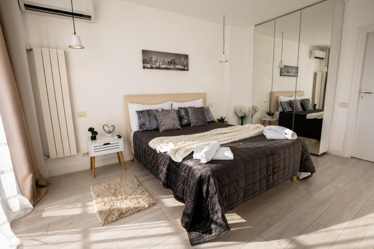 Citadella Atheneum Apartment Bucarest Esterno foto