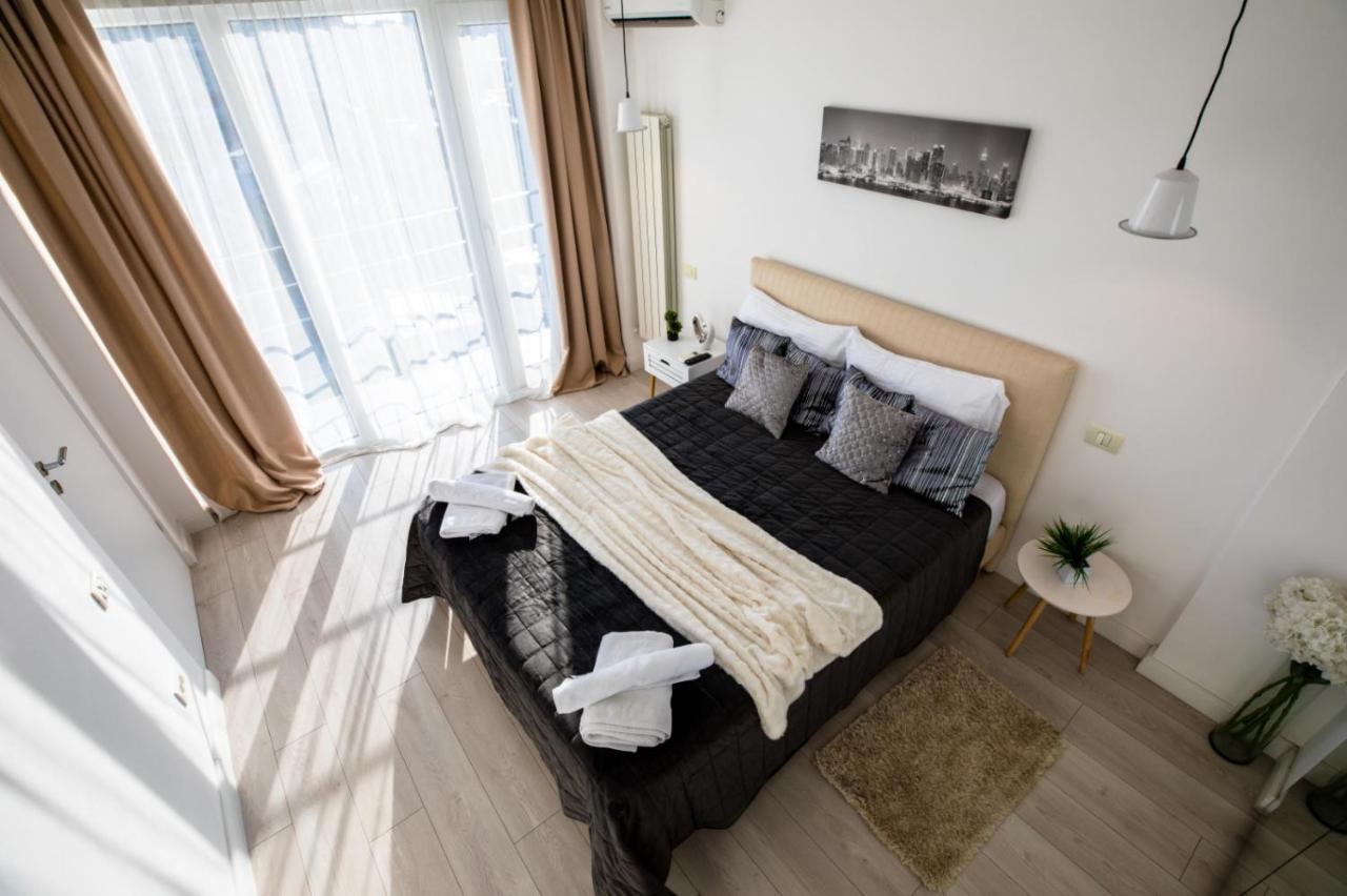 Citadella Atheneum Apartment Bucarest Esterno foto